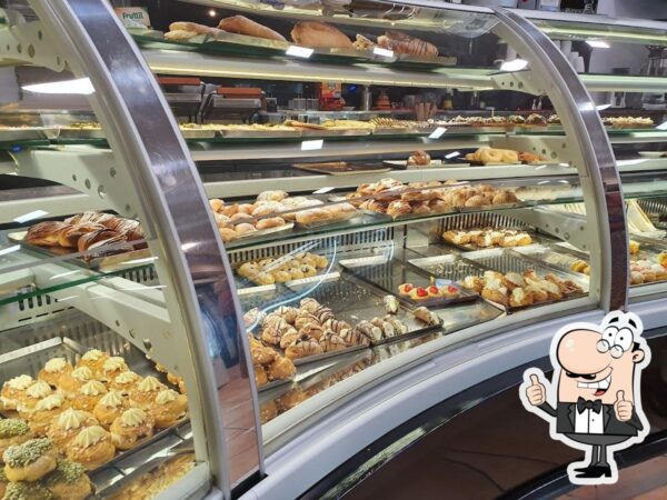 r135 picture pasticceria salernitana